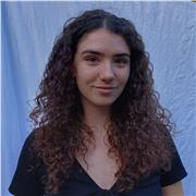 Imparto clases de comunicación personal, corporativa e institucional.